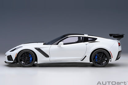 AUTOart Chevy Corvette ZR1 Arctic White 1:18