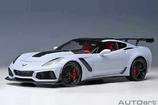 AUTOart 2019 Chevy Corvette ZR1 Ceramic Matrix Grey Metallic 1:18