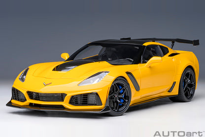 AUTOart Chevy Corvette ZR1 Corvette Racing Yellow Tintcoat 1:18