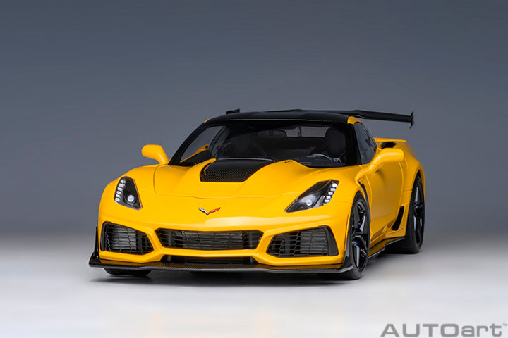 AUTOart Chevy Corvette ZR1 Corvette Racing Yellow Tintcoat 1:18