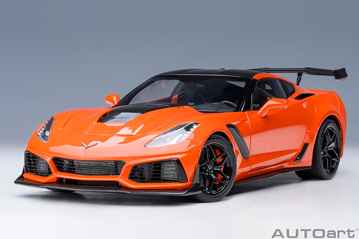 AUTOart Chevy Corvette ZR1 Sebring Orange Tintcoat 1:18