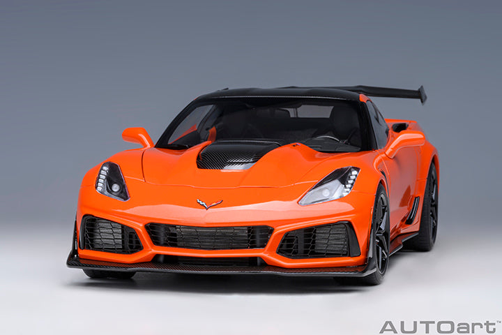 AUTOart Chevy Corvette ZR1 Sebring Orange Tintcoat 1:18