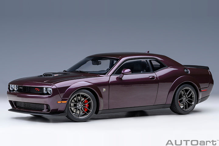 AUTOart 2022 Dodge Challenger R/T Scat Pack Widebody Hellraisin 1:18