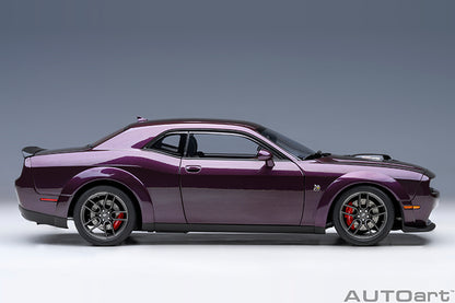 AUTOart 2022 Dodge Challenger R/T Scat Pack Widebody Hellraisin 1:18