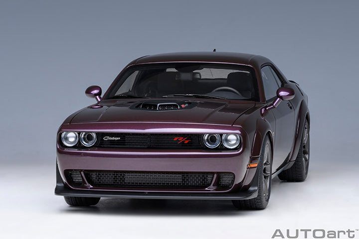 AUTOart 2022 Dodge Challenger R/T Scat Pack Widebody Hellraisin 1:18