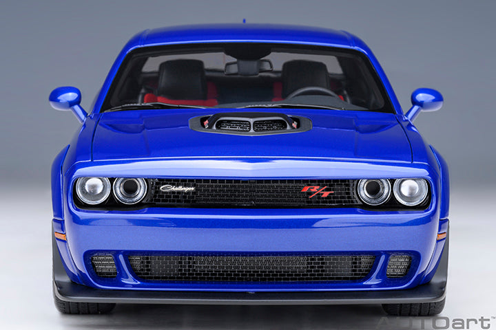 AUTOart 2022 Dodge Challenger R/T Scat Pack Widebody Indigo Blue 1:18