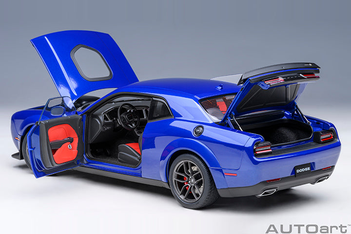 AUTOart 2022 Dodge Challenger R/T Scat Pack Widebody Indigo Blue 1:18