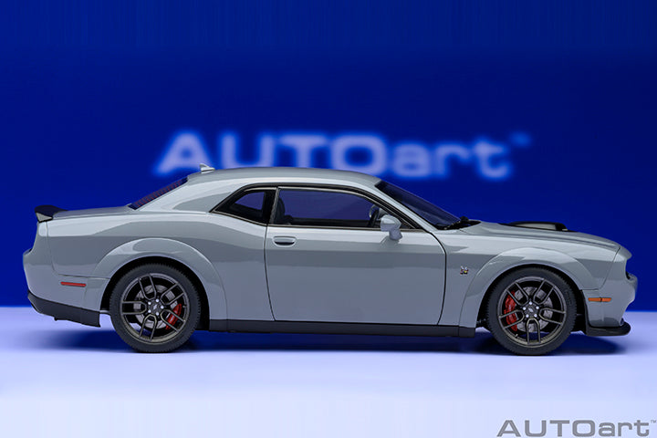 AUTOart 2022 Dodge Challenger R/T Scat Pack Widebody Smoke Show 1:18