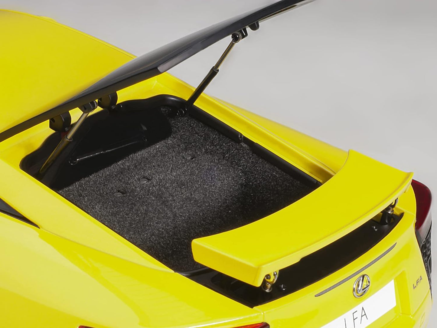 AUTOart 2012 Lexus LFA Pearl Yellow w/ Red and Black Interior 1:18