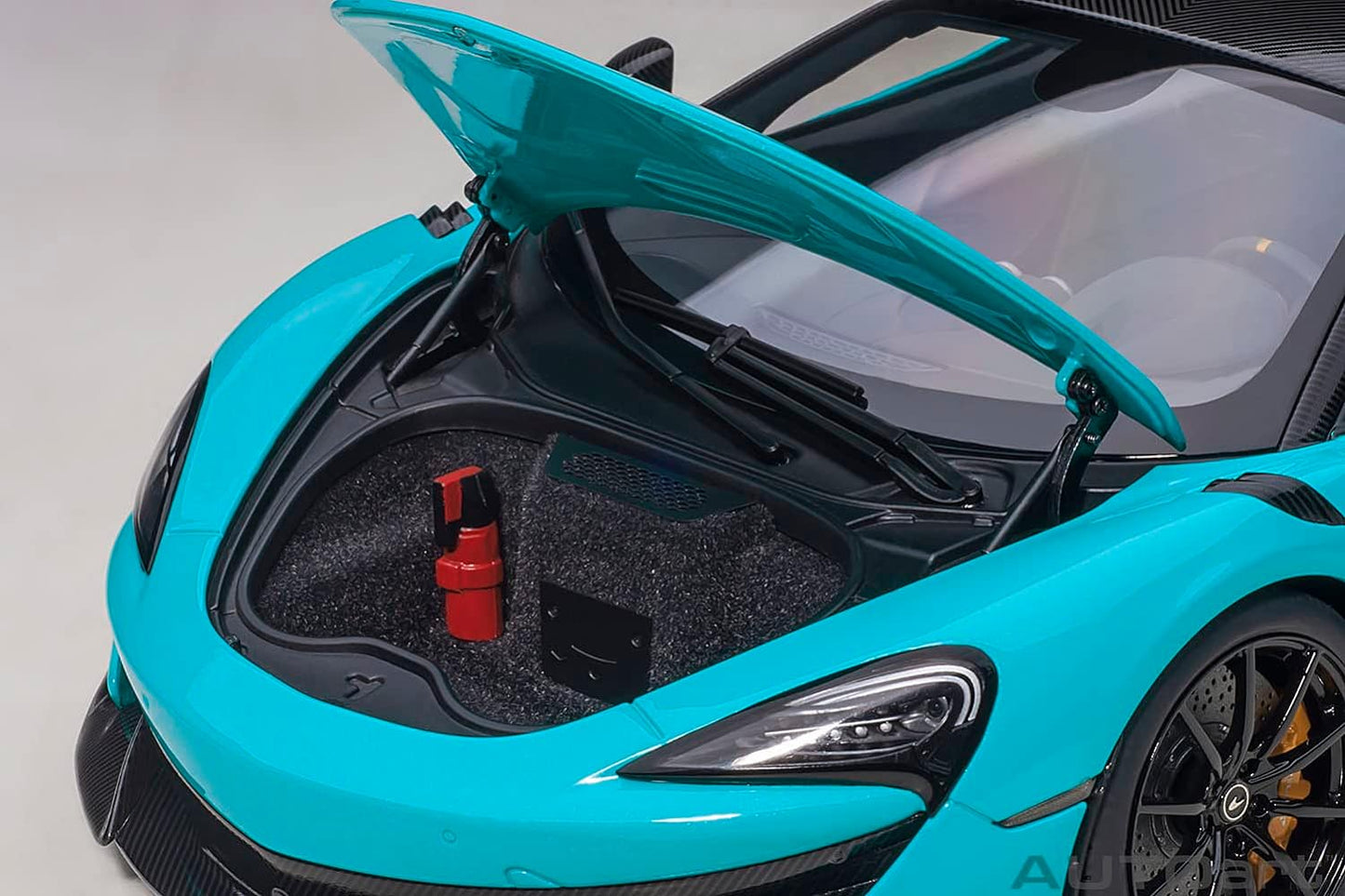 AUTOart Mclaren 600LT Coupe Fistral Blue 1:18