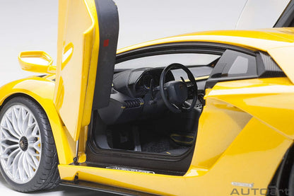 AUTOart 2017 Lamborghini Aventador S Orion Yellow 1:18