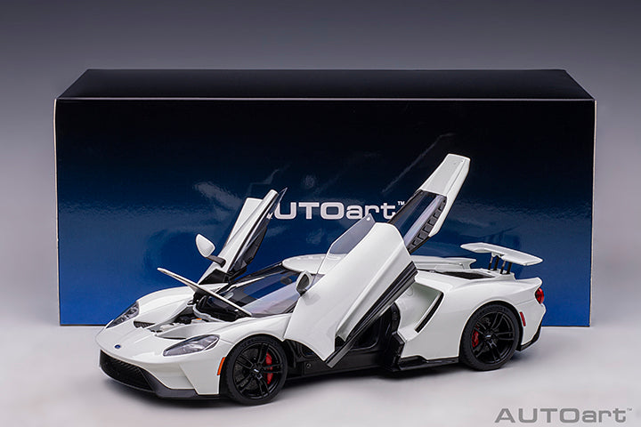 AUTOart 2017 Ford GT Frozen White 1:18