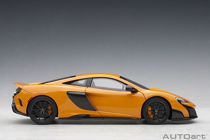 AUTOart 2016 Mclaren 675LT Coupe Mclaren Orange 1:18