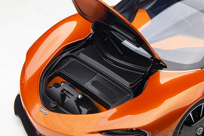 AUTOart Mclaren Speedtail Volcano Orange 1:18