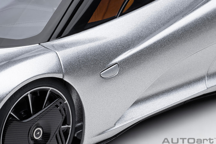 AUTOart Mclaren Speedtail Supernova Silver 1:18