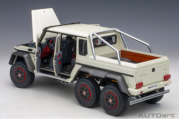 AUTOart Mercedes-Benz G63 AMG 6x6 G-Class Designo Diamond White 1:18