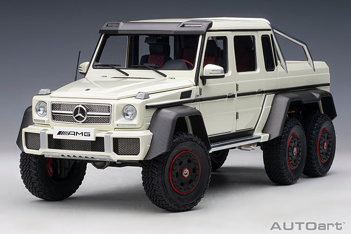 AUTOart Mercedes-Benz G63 AMG 6x6 G-Class Designo Diamond White 1:18