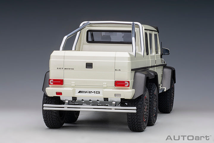 AUTOart Mercedes-Benz G63 AMG 6x6 G-Class Designo Diamond White 1:18