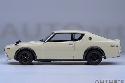 AUTOart Nissan Skyline 2000 GT-R (KPGC110) Z-Tune White 1:18