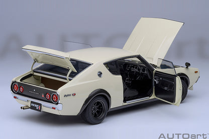 AUTOart Nissan Skyline 2000 GT-R (KPGC110) Z-Tune White 1:18