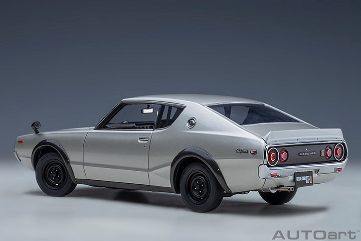 AUTOart Nissan Skyline 2000 GT-R (KPGC110) Standard Version Silver 1:18