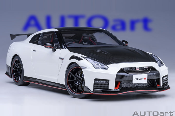 AUTOart 2022 Nissan Skyline GT-R (R35) Nismo Special Edition Brilliant White Pearl 1:18