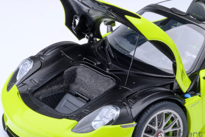 AUTOart Porsche 918 Spyder w/ Weissach Pkg Acid Green 1:18