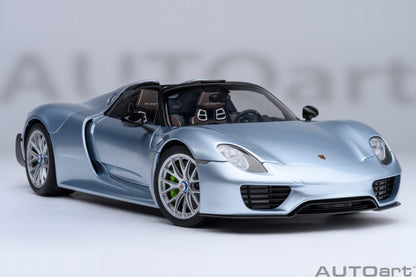 AUTOart Porsche 918 Spyder w/ Weissach Pkg Liquid Metal Chrome Blue 1:18