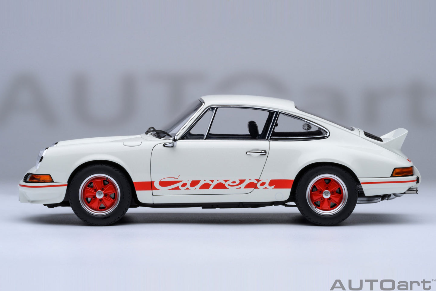 AUTOart Porsche 911 Carrera 2.7 RS Grand Prix White w/ Red "The Circuit Wolf" 1:18