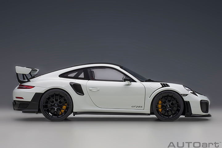 AUTOart Porsche 911 991.2 GT2 RS w/ Weissach Pkg White 1:18