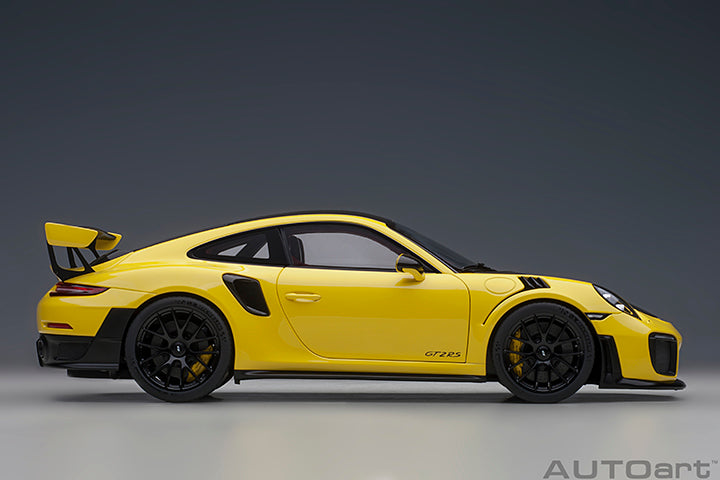 AUTOart Porsche 911 991.2 GT2 RS w/ Weissach Pkg Racing Yellow 1:18