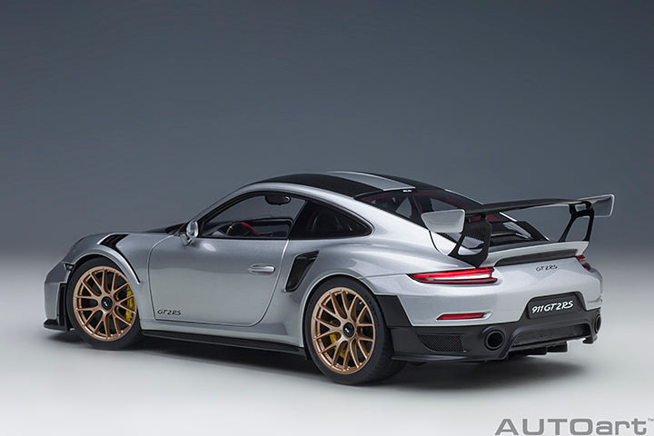 AUTOart Porsche 911 991.2 GT2 RS w/ Weissach Pkg GT Silver Metallic 1:18