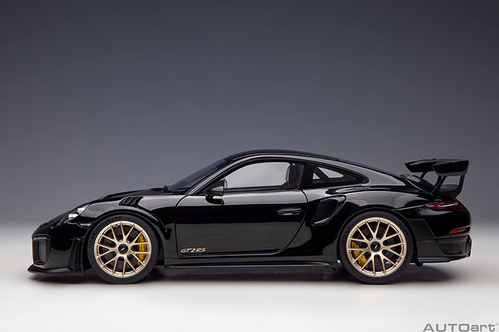 AUTOart Porsche 911 991.2 GT2 RS w/ Weissach Pkg Black 1:18