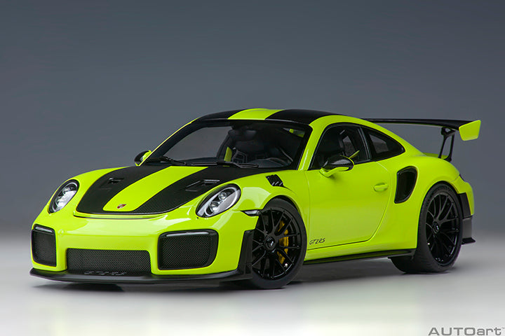 AUTOart Porsche 911 991.2 GT2 RS w/ Weissach Pkg Acid Green 1:18