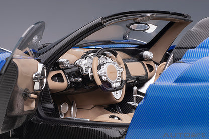 AUTOart Pagani Huayra Roadster Tricolor Blue Carbon Fiber (Full Body) 1:18