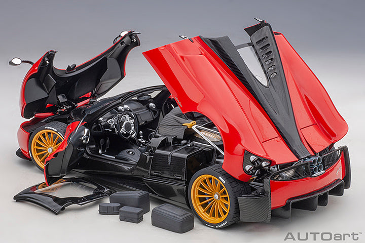 AUTOart Pagani Huayra Roadster Rosso Monza Red Carbon 1:18