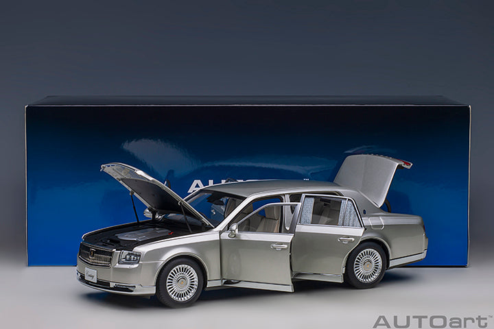 AUTOart Toyota Century Special Edition with Curtain Silver 1:18