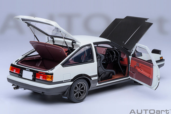 AUTOart Toyota Sprinter Trueno (AE86) "Initial D" Project D Final Version 1:18