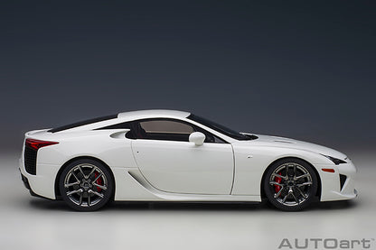 AUTOart 2012 Lexus LFA Whitest White 1:18