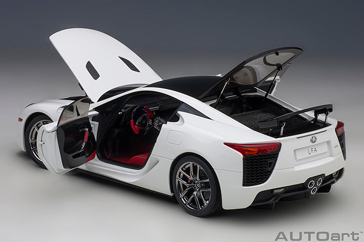 AUTOart 2012 Lexus LFA Whitest White and Carbon Black 1:18