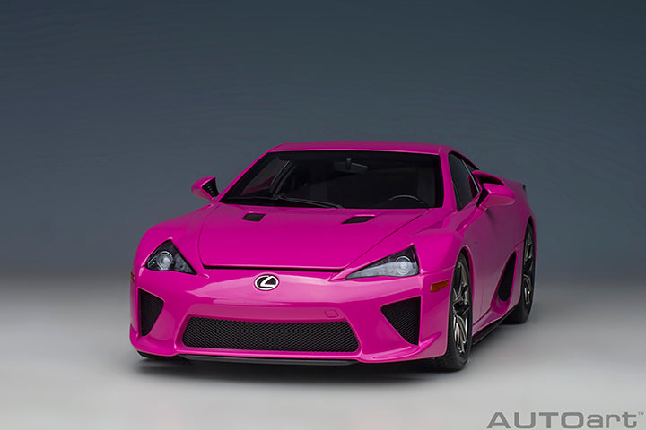 AUTOart 2012 Lexus LFA Passionate Pink 1:18