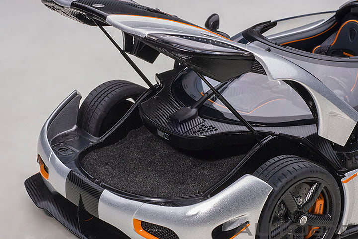 AUTOart Koenigsegg Agera RS Spyder Moon Silver & Carbon Black w/ Orange Accents 1:18