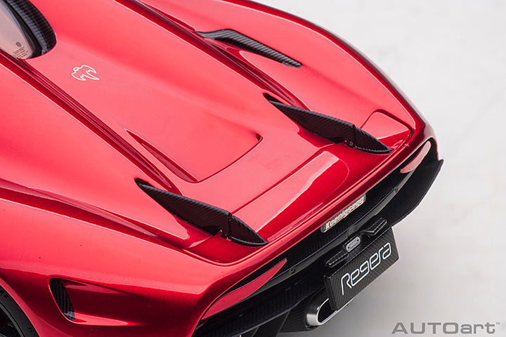 AUTOart Koenigsegg Regera Candy Red 1:18