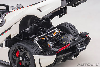 AUTOart Koenigsegg Regera White w/ Carbon Black and Red Accents 1:18