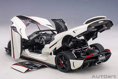 AUTOart Koenigsegg Regera White w/ Carbon Black and Red Accents 1:18