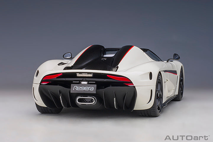 AUTOart Koenigsegg Regera White w/ Carbon Black and Red Accents 1:18