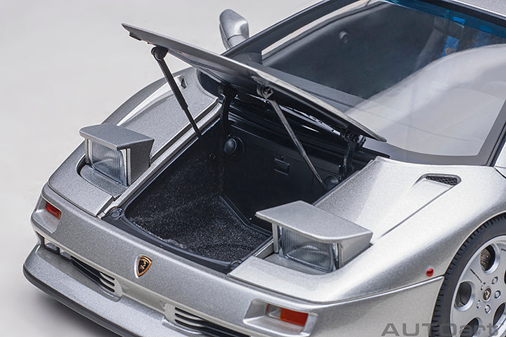 AUTOart 1995 Lamborghini Diablo SE30 Jota Titanio Silver 1:18