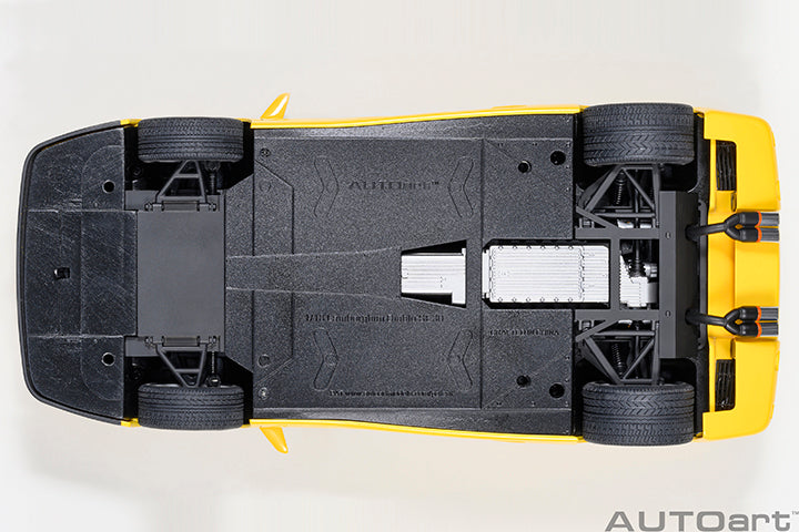 AUTOart 1995 Lamborghini Diablo SE30 Jota Superfly Yellow 1:18