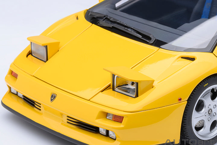 AUTOart 1995 Lamborghini Diablo SE30 Jota Superfly Yellow 1:18