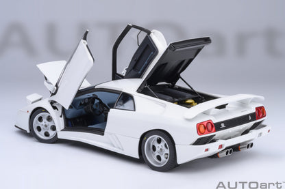 AUTOart 1995 Lamborghini Diablo SE30 Jota Impact White 1:18